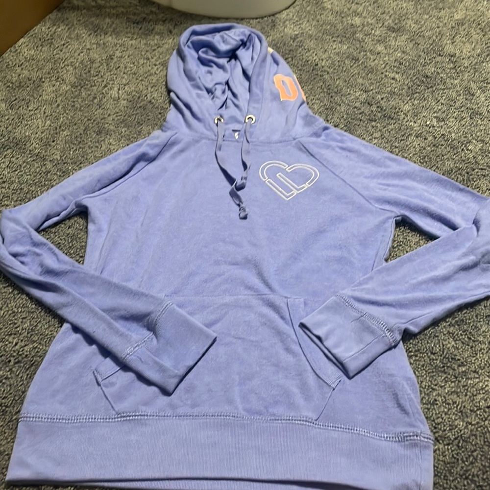 Aeropostale Live Love Dream sweatshirt